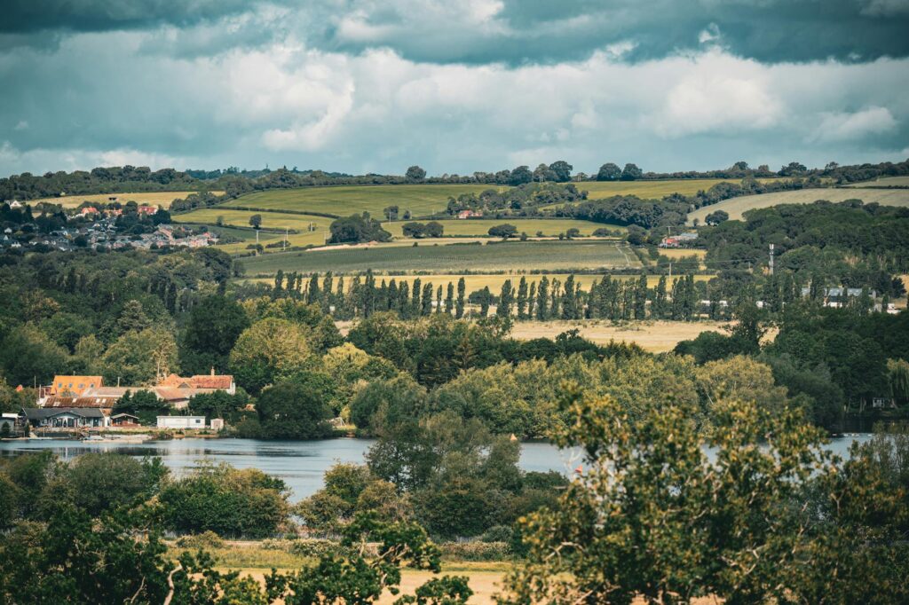 Hothaylost landscape mountains river