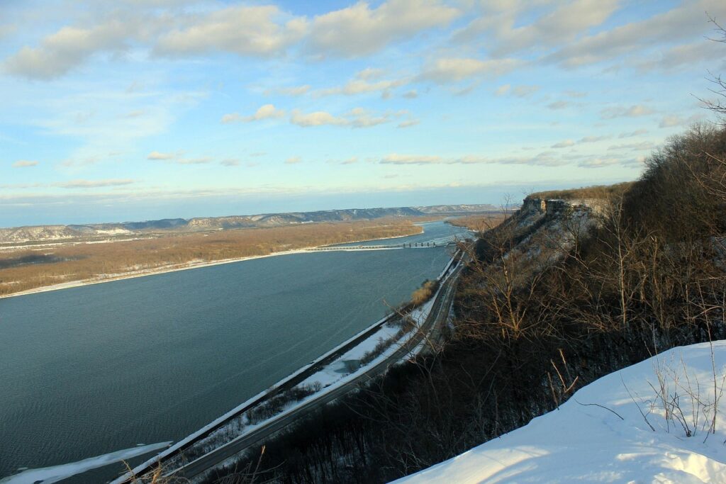 Reka Mississippi: Exploring the Mighty Lifeline of America