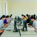 student using productivity app