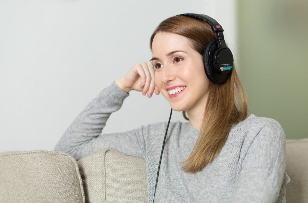 tech podcast listening