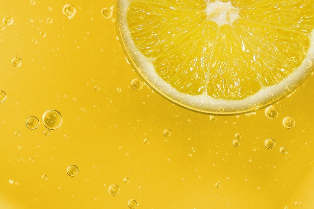Close-up of a Chilton drink being poured, showing the fizz of club soda