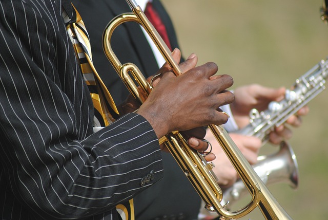 Jazz musicians playing together in harmony, illustrating Sacramento in music